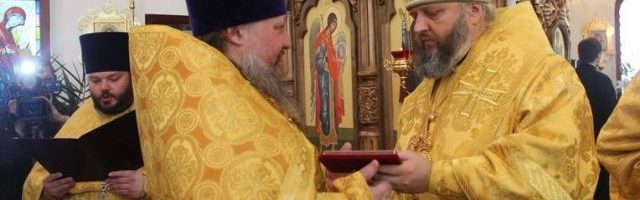 Глава Кузбасской митрополии освятил реконструированный храм в селе Андреевка Кемеровского района